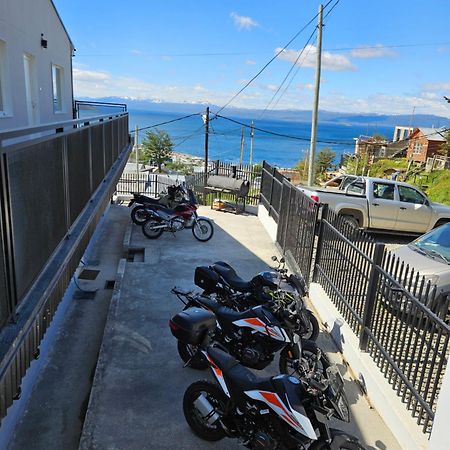 Dpto Amplio Con Vista A La Bahia Lejlighed Ushuaia Eksteriør billede